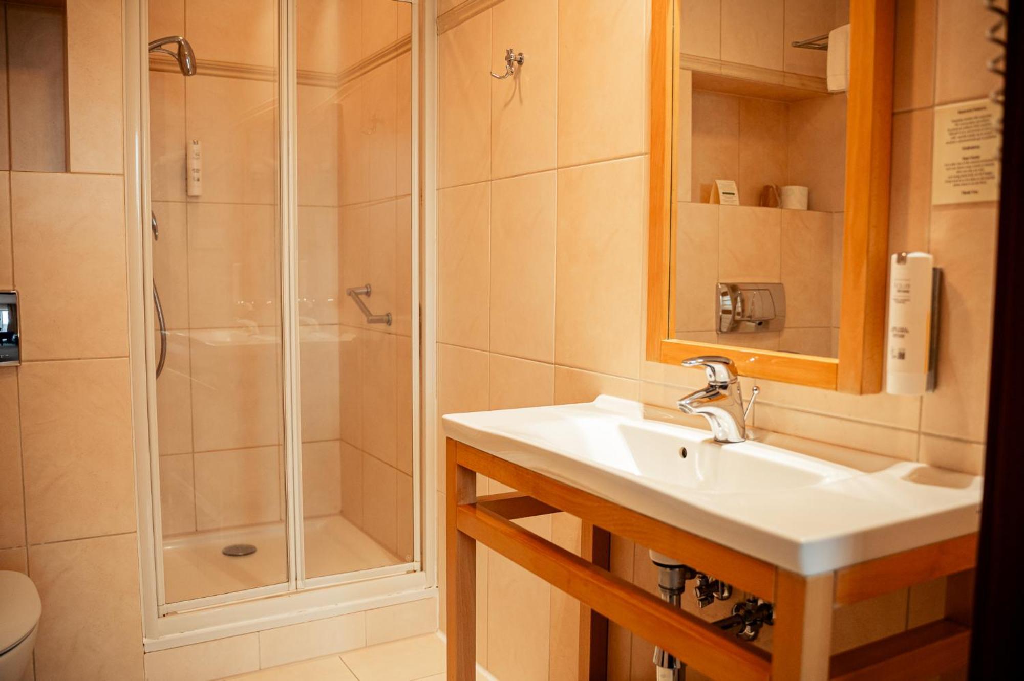 Superior Double Room,1620588316:JPEG